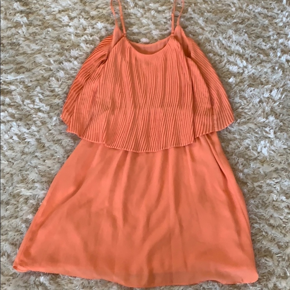 Fun Spring/Summer Dress - Picture 4 of 5